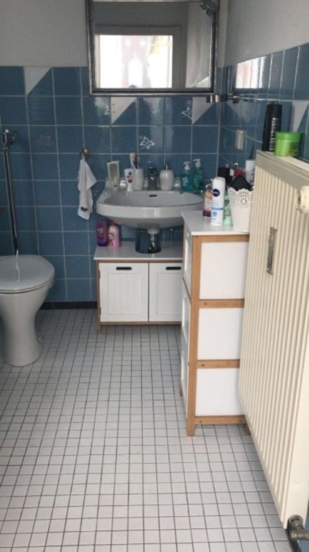 WG-Zimmer Durlach Ostmarkstr. 37 - Badzimmer1-2