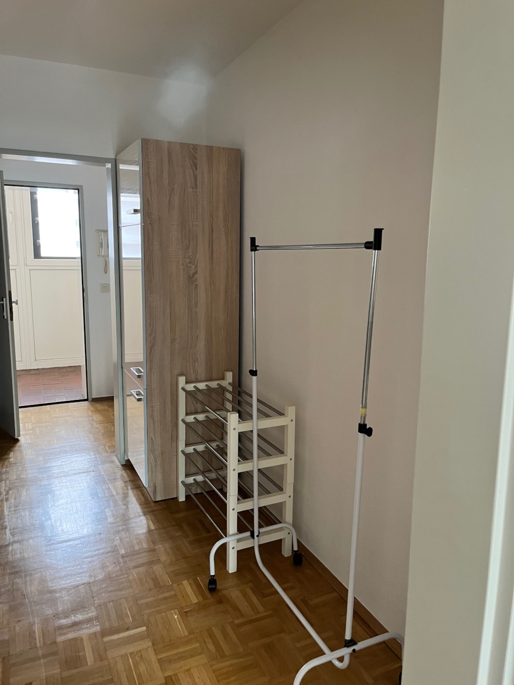 Möbilierte 1-Zimmer Wohnung in Zentrum Essen – Burgfeldstraße, 45127 Essen Innenstadt – Vorschaubild 5