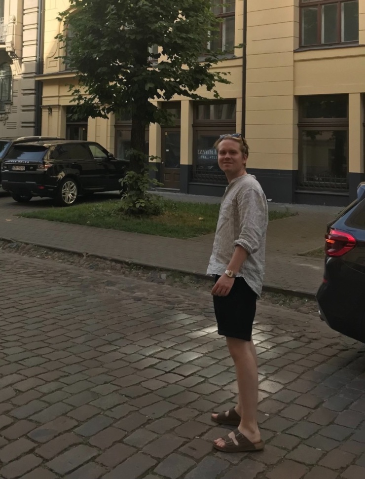 Imagen del anuncio: Estudiante alemán que busca un apartamento o una sala de GT en Budapest (mínimo 1 año)