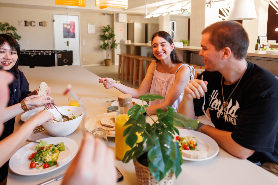 THE FIZZ Darmstadt - Komplett eingerichtete Ferienwohnungen für Studenten THE FIZZ Darmstadt - Fully furnished apartments for students – Schöfferstrasse 2, 64295 Darmstadt Darmstadt – Vorschaubild 14