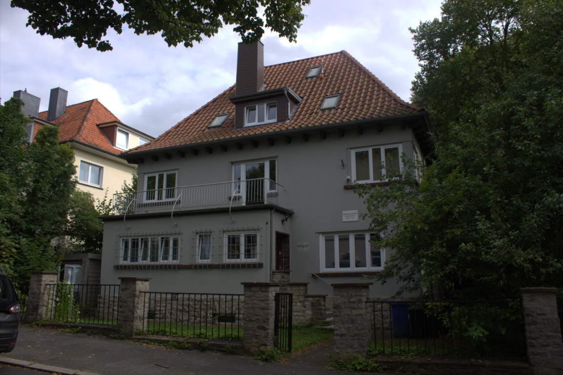 Habitación en WG Oststadt Calsowstraße 18 - Haus