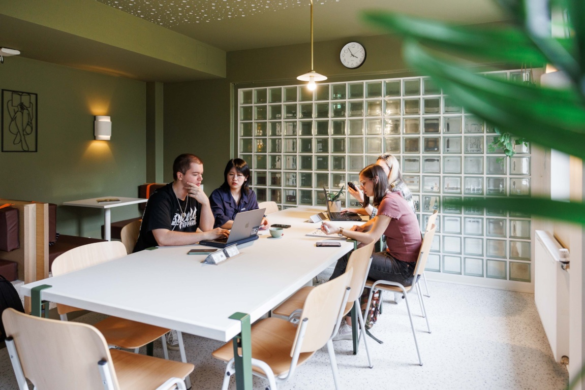 THE FIZZ Darmstadt - Komplett eingerichtete Ferienwohnungen für Studenten THE FIZZ Darmstadt - Fully furnished apartments for students – Schöfferstrasse 2, 64295 Darmstadt Darmstadt – Vorschaubild 18