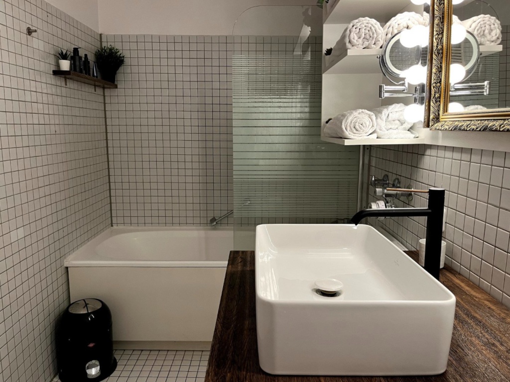 (for Couples) Over the roofs of Munich / limited time subrent (3 month) – Leopoldstr., 80804 München Schwabing-West – Vorschaubild 19