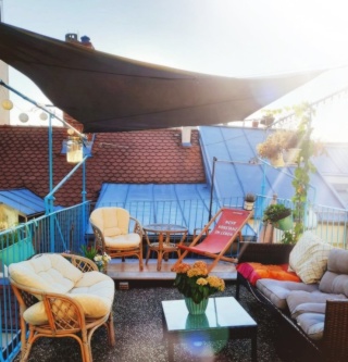 Anzeigenbild: Terassen-WG mit Job