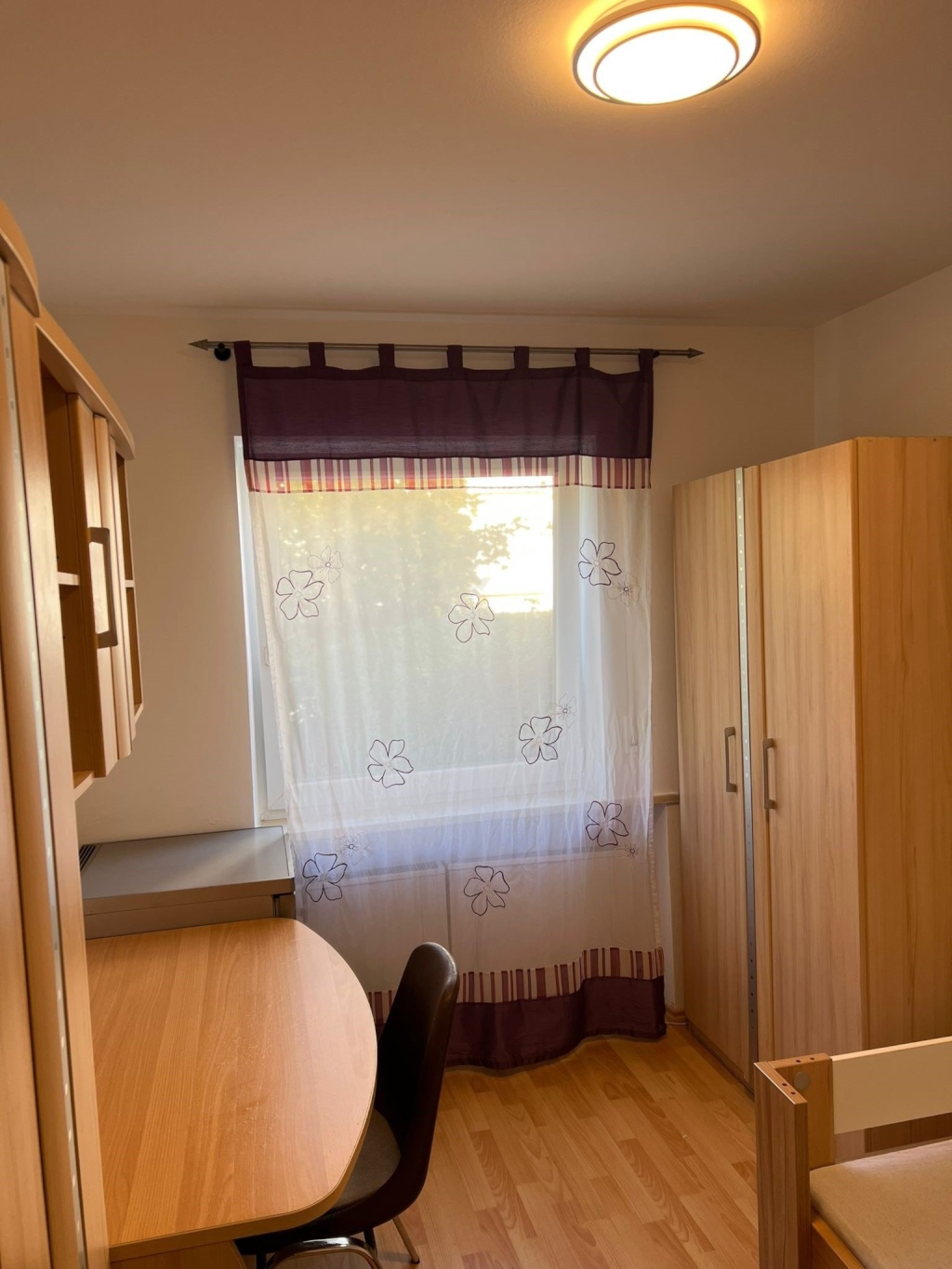 Habitación en WG J/ /Allach Wilhelm-Zwölfer-Str. 23 - Etagen-Studio 2