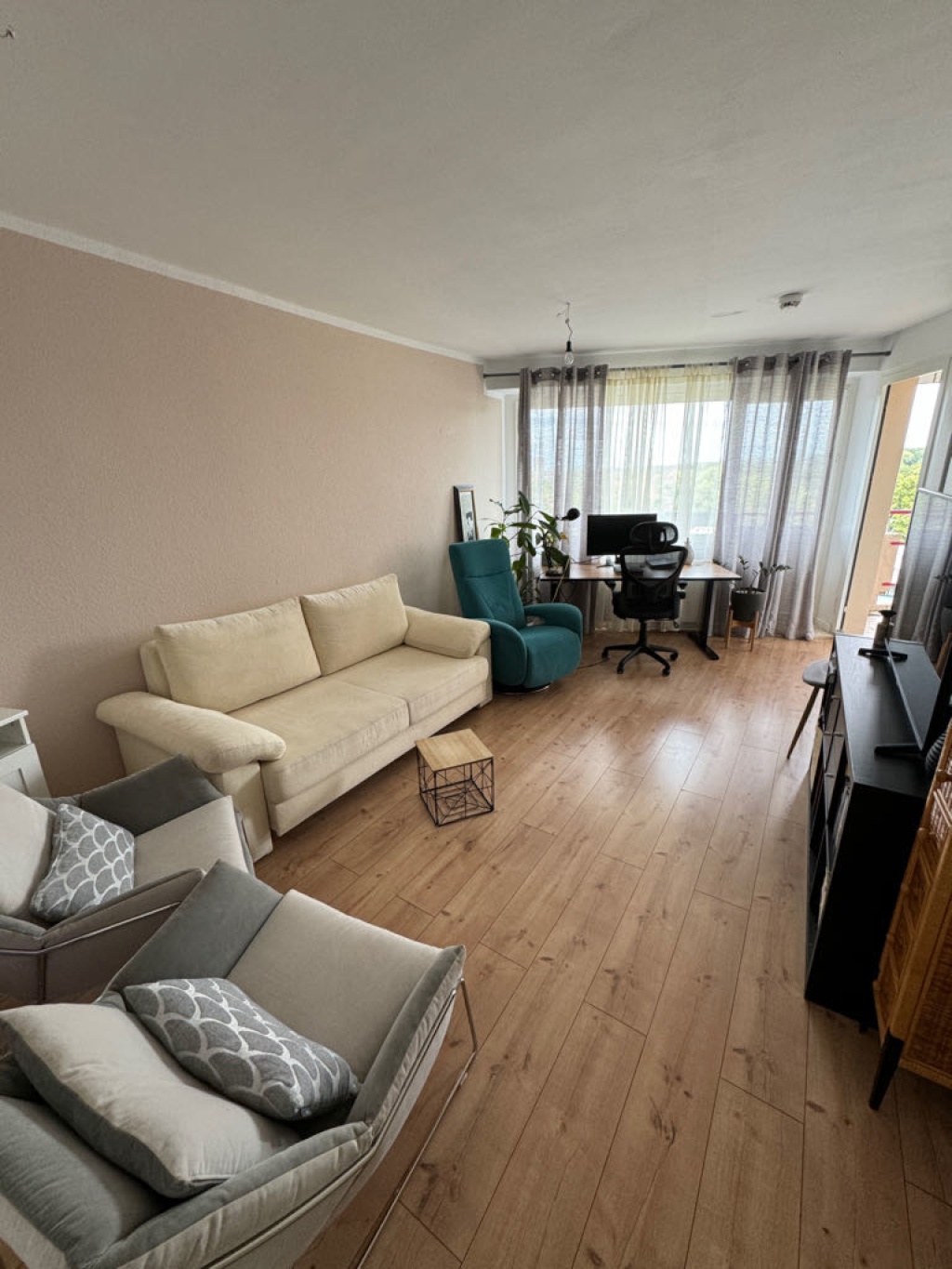 Flat Südstadt Hildesheimer Str - picture 1