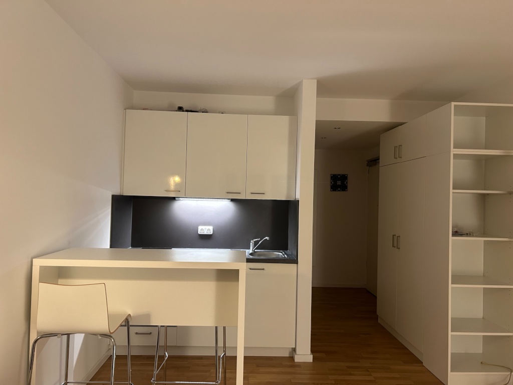 Exklusive, voll ausgestattete 1-Zimmer-Wohnung in zentraler Lage (Charlottenburg) – Leibnizstraße 85, 10625 Berlin Charlottenburg – Vorschaubild 7
