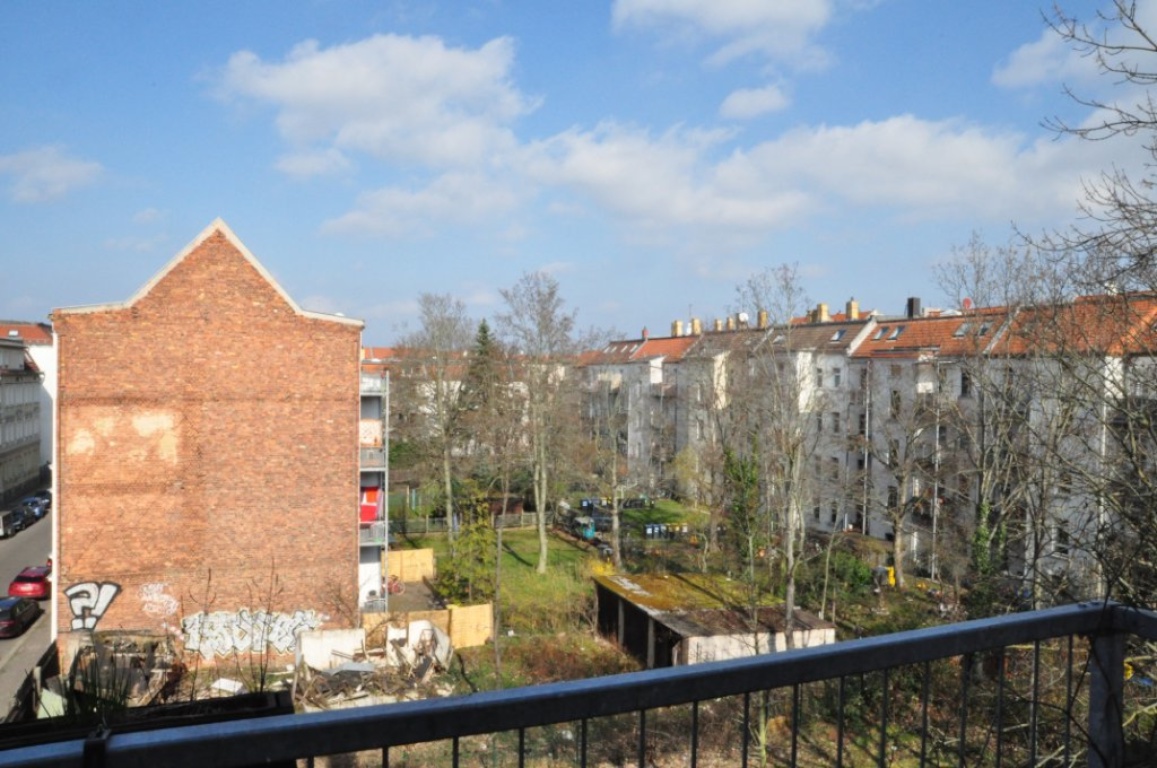 WG-Zimmer Altlindenau Demmeringstraße 78c - Balkonblick