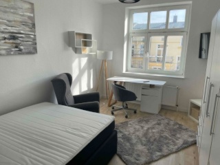 Anzeigenbild: All Inclusive! WG-Zimmer in einer voll möblierten und sanierten Wohnung in der KTV!