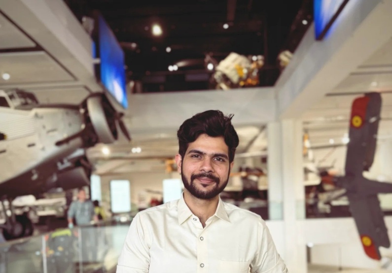 Imagen del anuncio: Nikhil, 24, auf der suche nach eine WG
