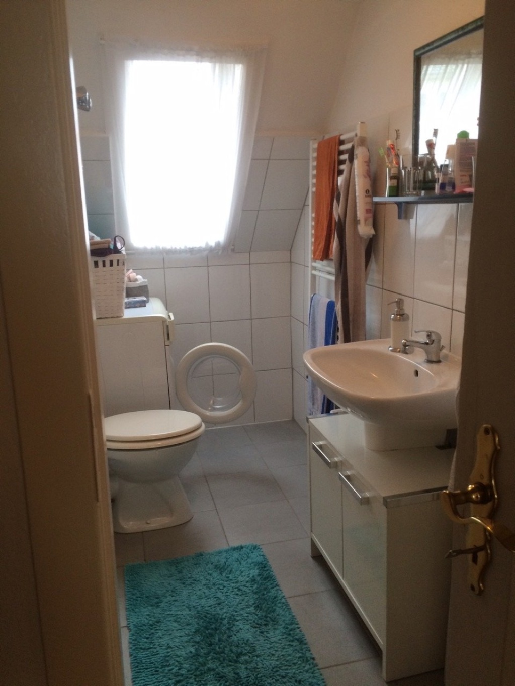 1 Zimmer/ Studenten-WG/ Mädels-WG - neu möbliert - ab 1 Zi. sofort - 5er WG 250,00 € incl. aller Nebenkosten – Bgm.-Smidt-Str. 169, 27568 Bremerhaven Mitte – Vorschaubild 6