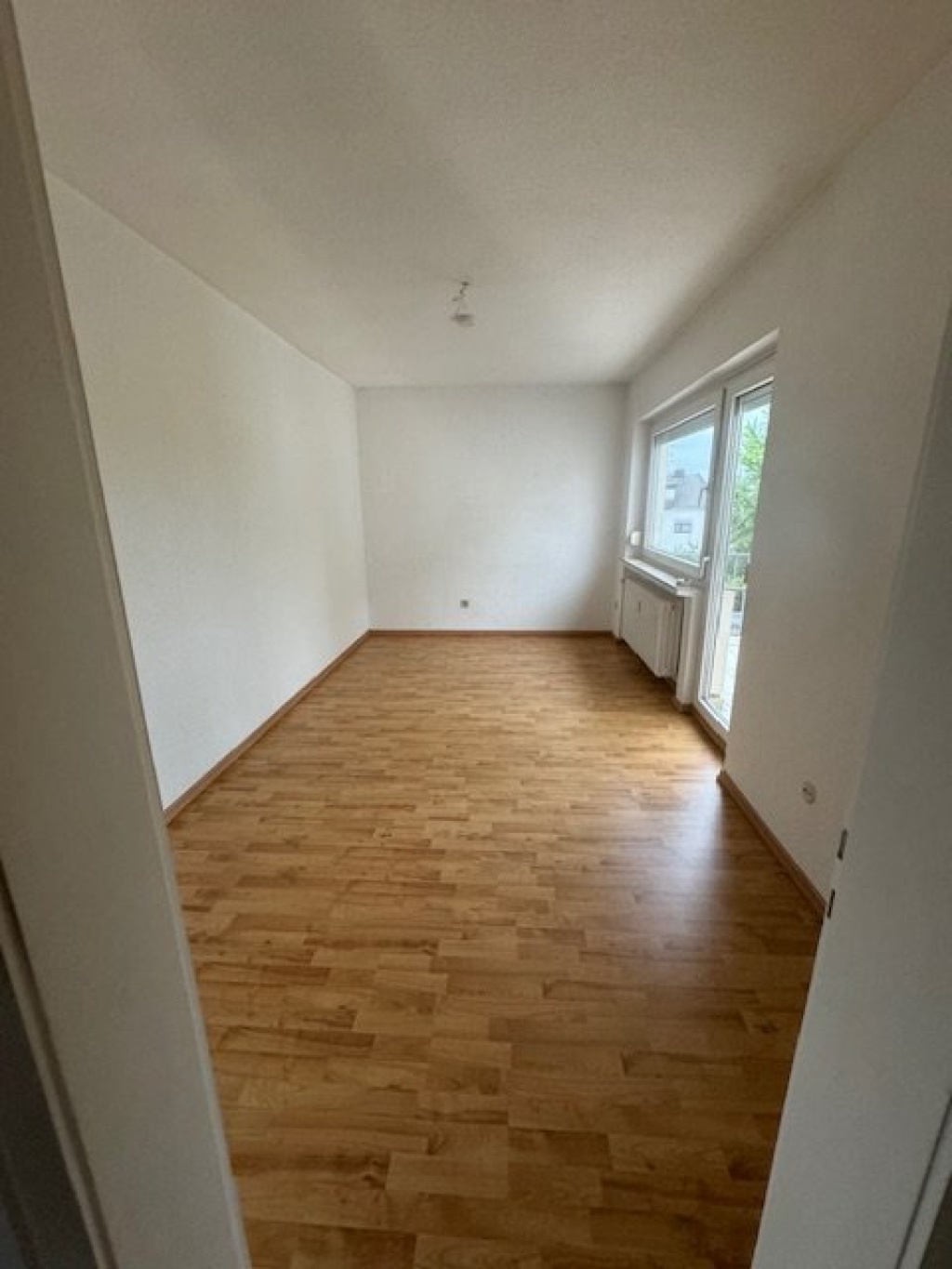 WG-Zimmer Beuel Küdinghovener Straße - Smaller Room