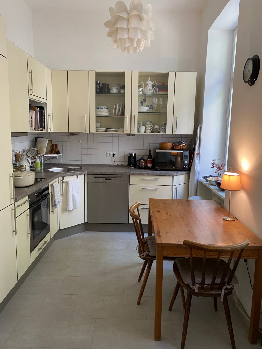 Mitbewohnerin Gesucht, Möb. Wohnung im Nordendost, Frankfurt (Verfügbar 4 Monate) – 60389 Frankfurt am Main Frankfurt am Main – Vorschaubild 7