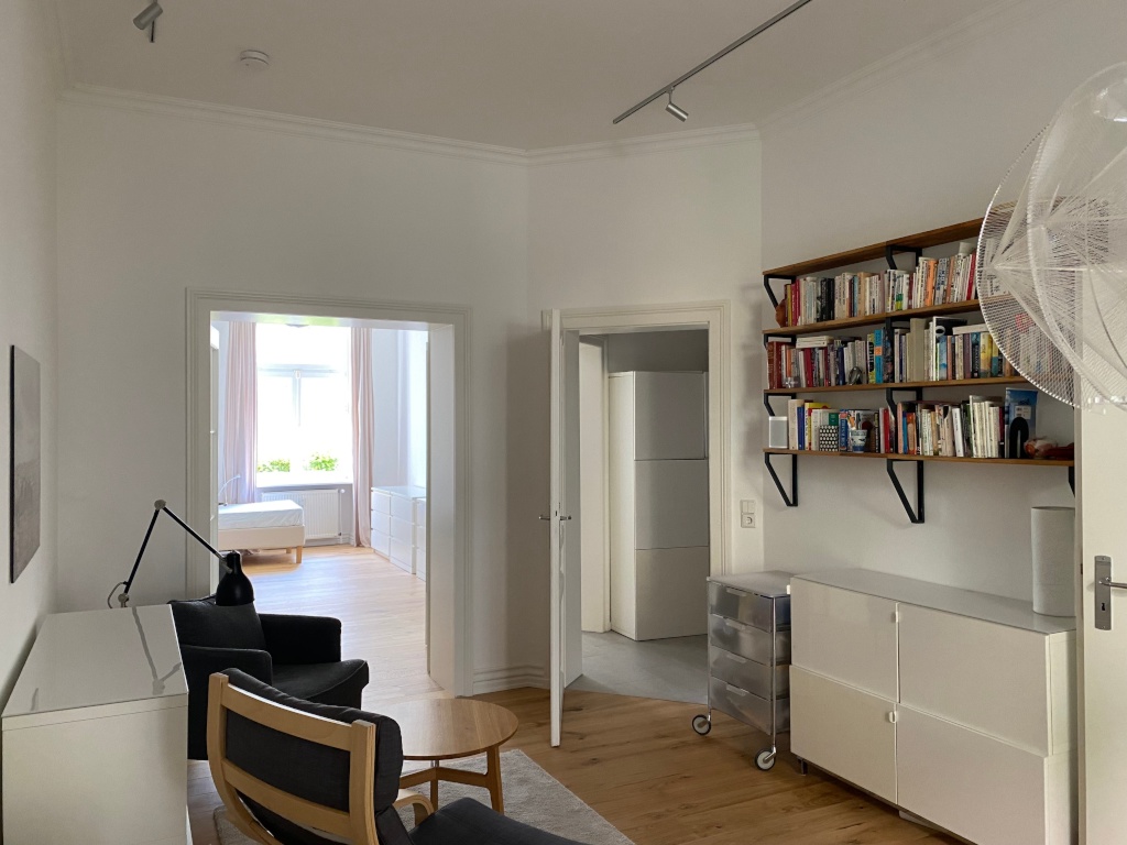 Mitbewohnerin Gesucht, Möb. Wohnung im Nordendost, Frankfurt (Verfügbar 4 Monate) – 60389 Frankfurt am Main Frankfurt am Main – Vorschaubild 5