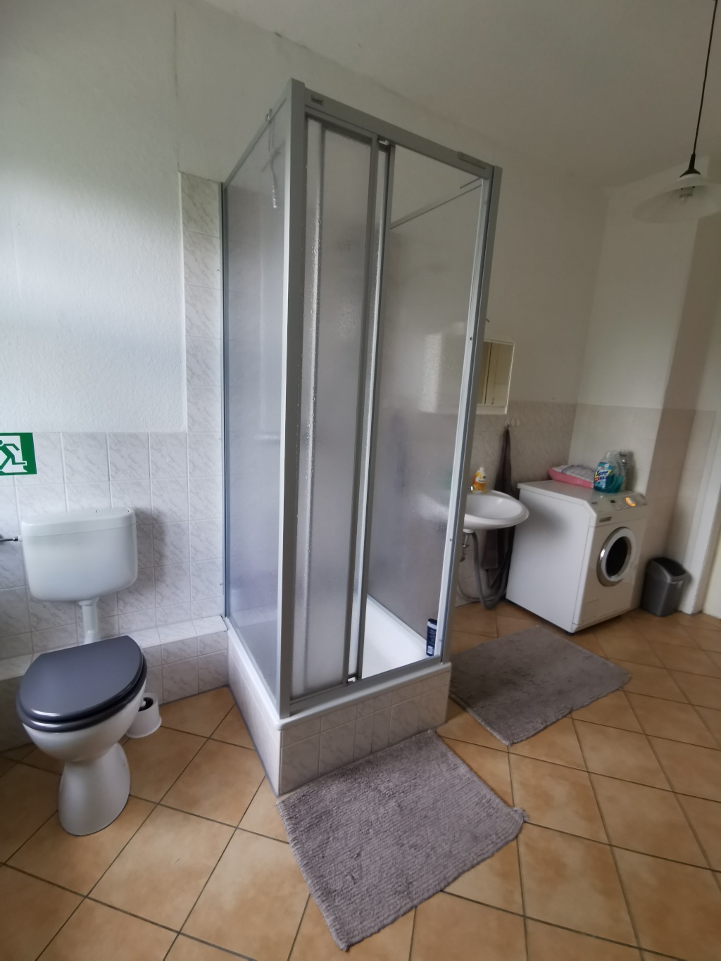 WG-Zimmer Campus Merbachstraße - Bad 1