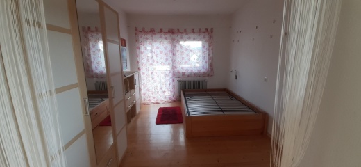 Imagen del anuncio: Zimmer 17,5 qm in Haus in Linsenhofen, Balkon, Internet, Untermiete möbliert