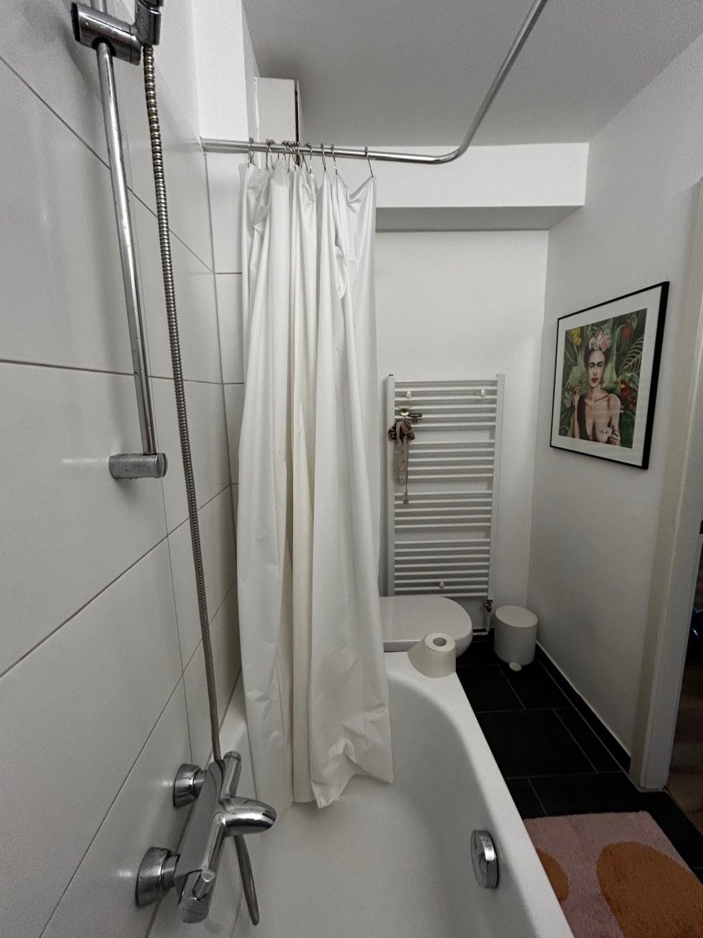 Zwischenmiete Ruhige 2-Zimmer Wohnung mitten im Schanzenviertel - 4 Wochen 28.09.-22.10.2026 – Augustenpassage 15, 20357 Hamburg Sternschanze – Vorschaubild 3