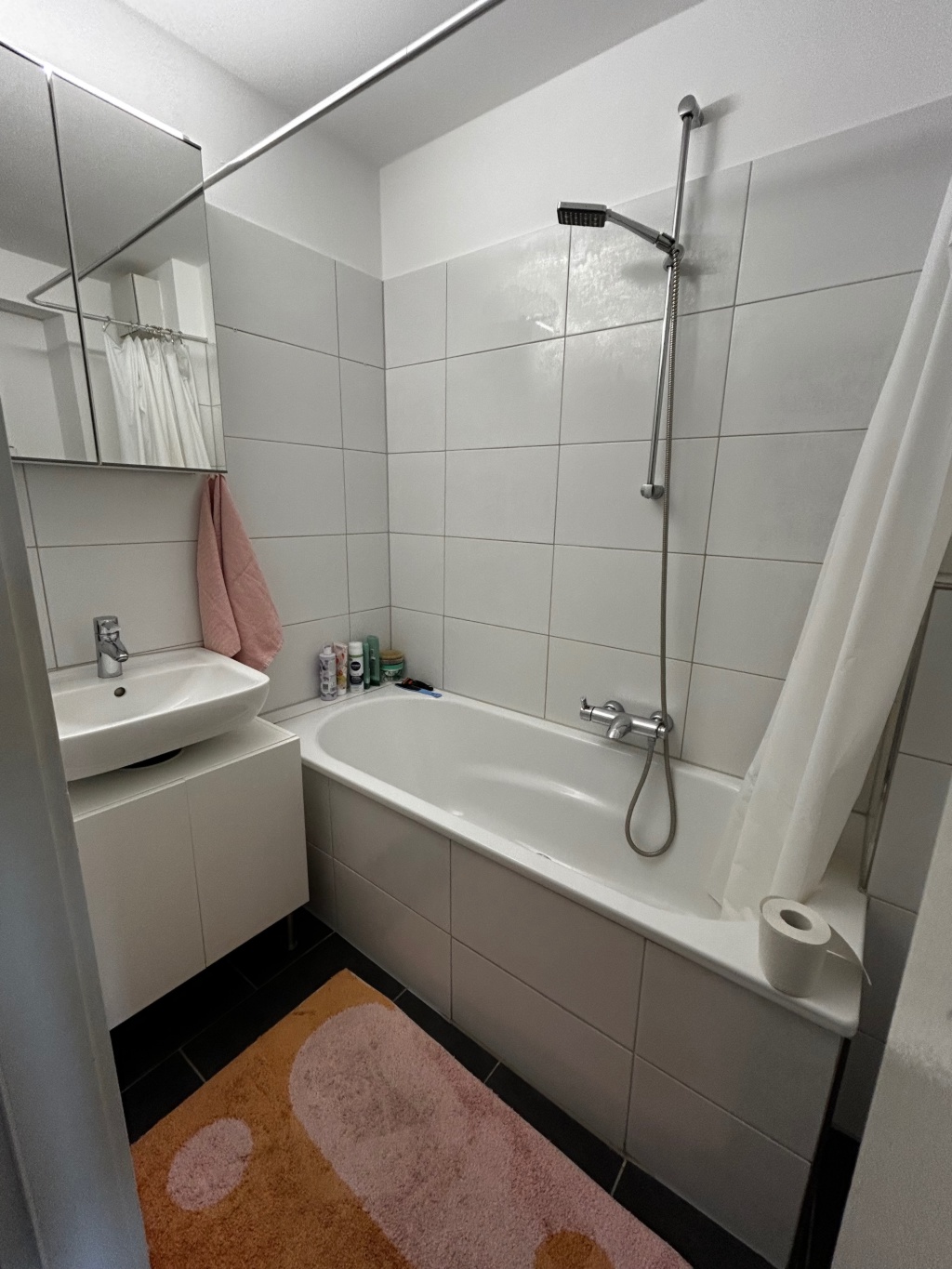 Zwischenmiete Ruhige 2-Zimmer Wohnung mitten im Schanzenviertel - 4 Wochen 28.09.-22.10.2026 – Augustenpassage 15, 20357 Hamburg Sternschanze – Vorschaubild 4