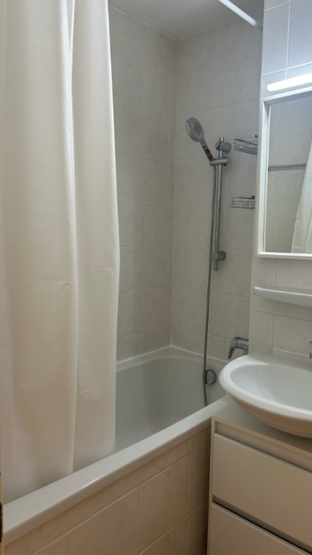 Untermiete – zentrale 1-Zimmer Wohnung – Ostermayrstr., 80907 München Schwabing-West – Vorschaubild 2