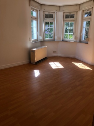 Anzeigenbild: S66 EG - 2 -Tolle WG sucht zwei neue Mitbewohner - zentral in Zuffenhausen!