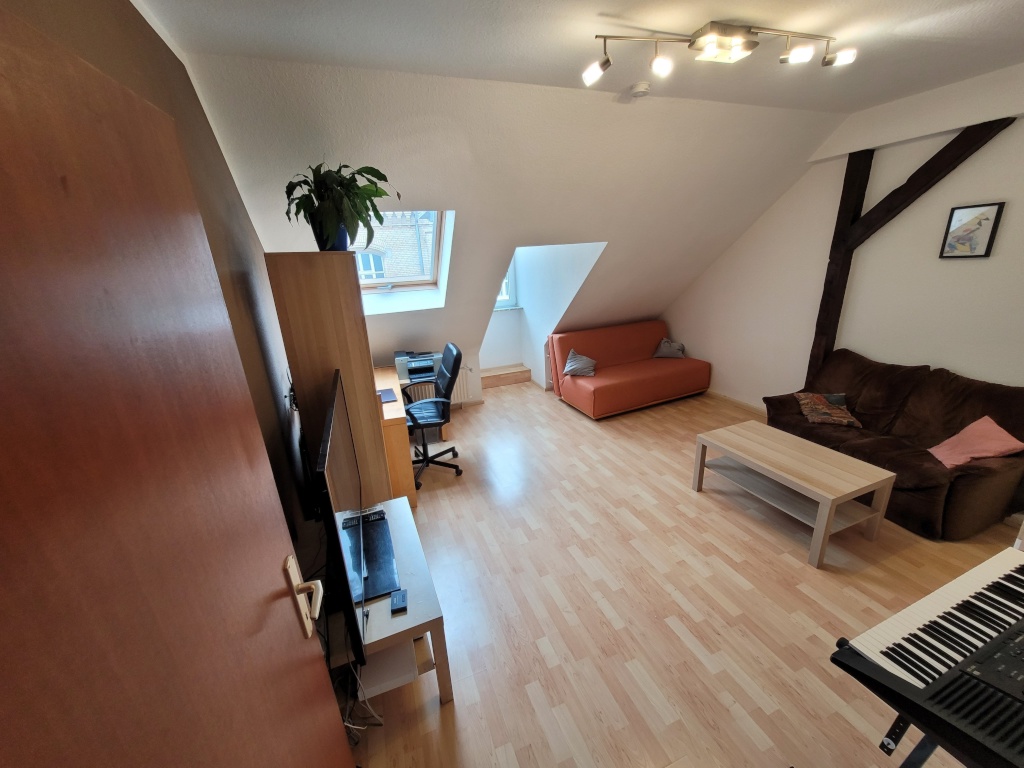Voll-möblierte gepflegte 2-Zimmer Wohnung zur Untermiete