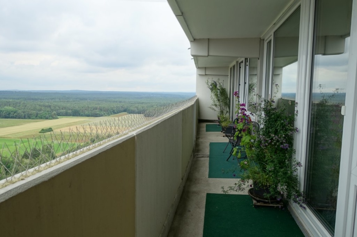 WG-Zimmer Alt-Erlangen Sankt Johann 6 - Balkon über gesamte Fensterfront