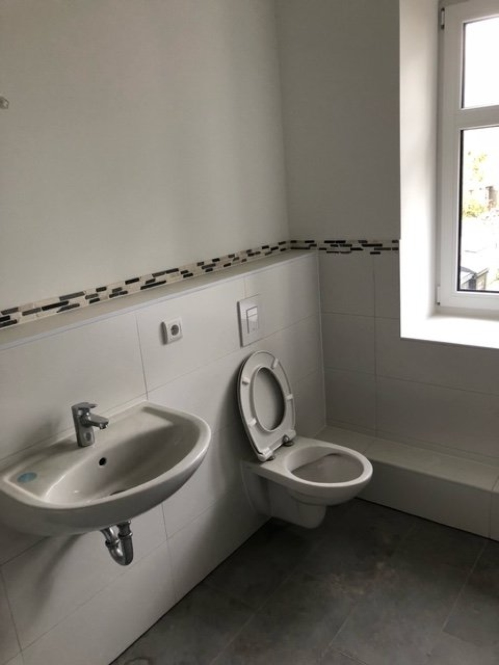 2-zimmer-wohnung in der nähe universität krankenhaus 2-room apartment nearby university hospital – Bahnikstr. 11, 39112 Magdeburg Leipziger Str. – Vorschaubild 4