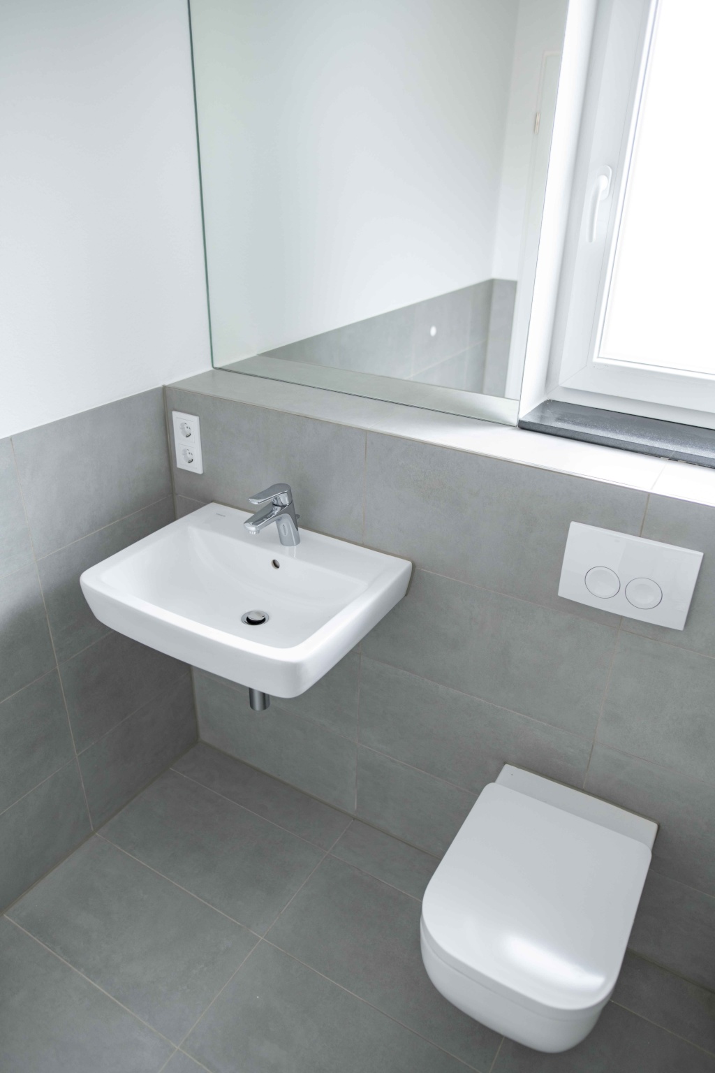 Traumhafte Dachterasse/ Rooftop - Zwei-Zimmer-Wohnung - Erstbezug – 52064 Aachen Aachen – Vorschaubild 8