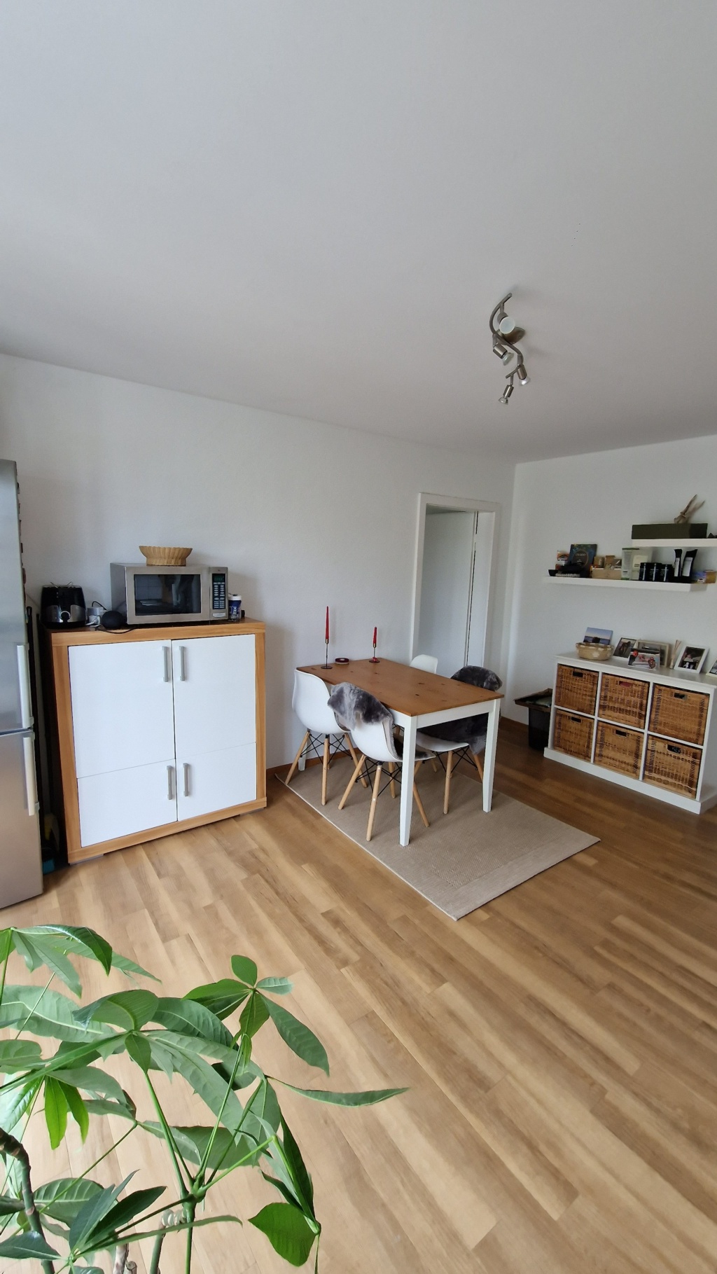 Flat Laim Fürstenrieder Straße - Küche & Esstisch 3.0
