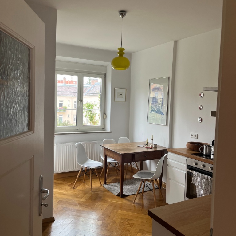 2-er WG | Schöne Altbauwohnung – Foto 2