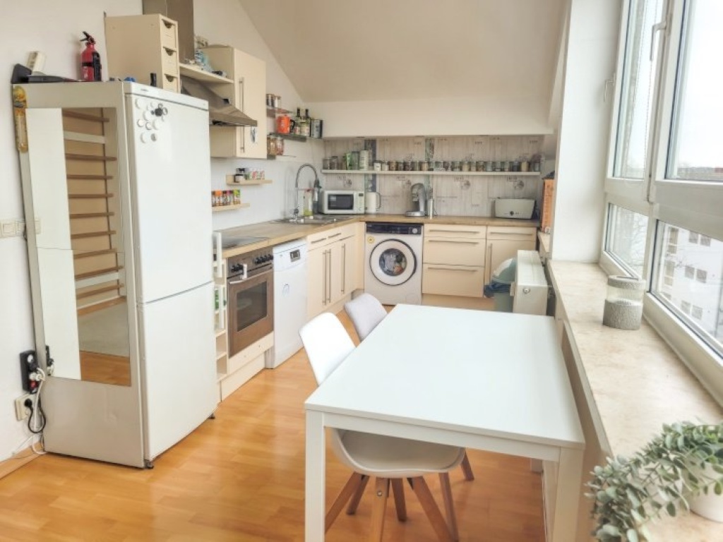 Schönes helles Appartement mit Blick aufs Stadion – Äußere Kanalstraße 24, 50827 Köln Ehrenfeld – Vorschaubild 12