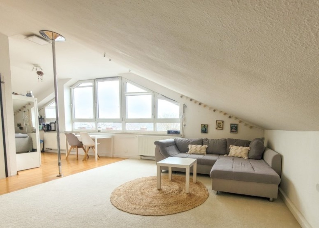 Schönes helles Appartement mit Blick aufs Stadion – Äußere Kanalstraße 24, 50827 Köln Ehrenfeld – Vorschaubild 2