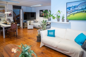 Anzeigenbild: Tolle Atelier-Whg vollmöbliert / Toll eingerichtete Studio-Ferienwohnung