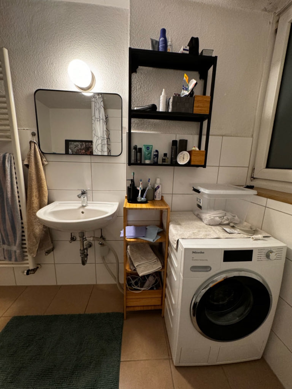 WG-Zimmer Aaseestadt Blumenstr. 24 - Bad