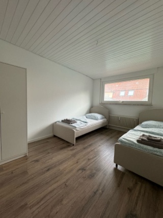 Anzeigenbild: Mobiliertes Zimmer für zwei Personen zentral gelegen
