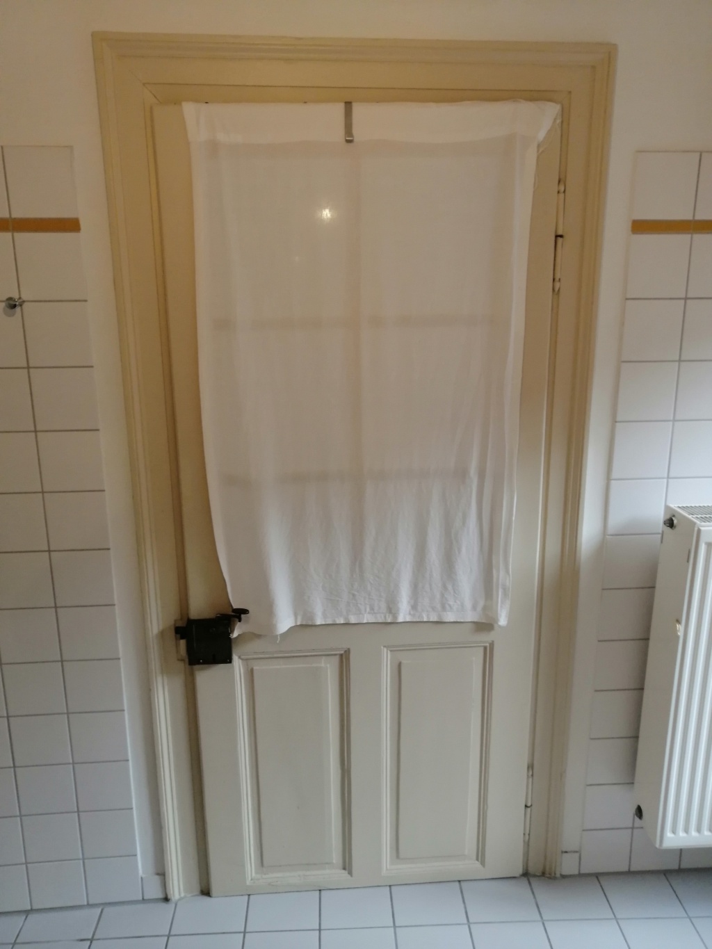 Apartamento Altstadt Hauptstraße 159 - Tür zwischen Bad und kleinem Zimmer