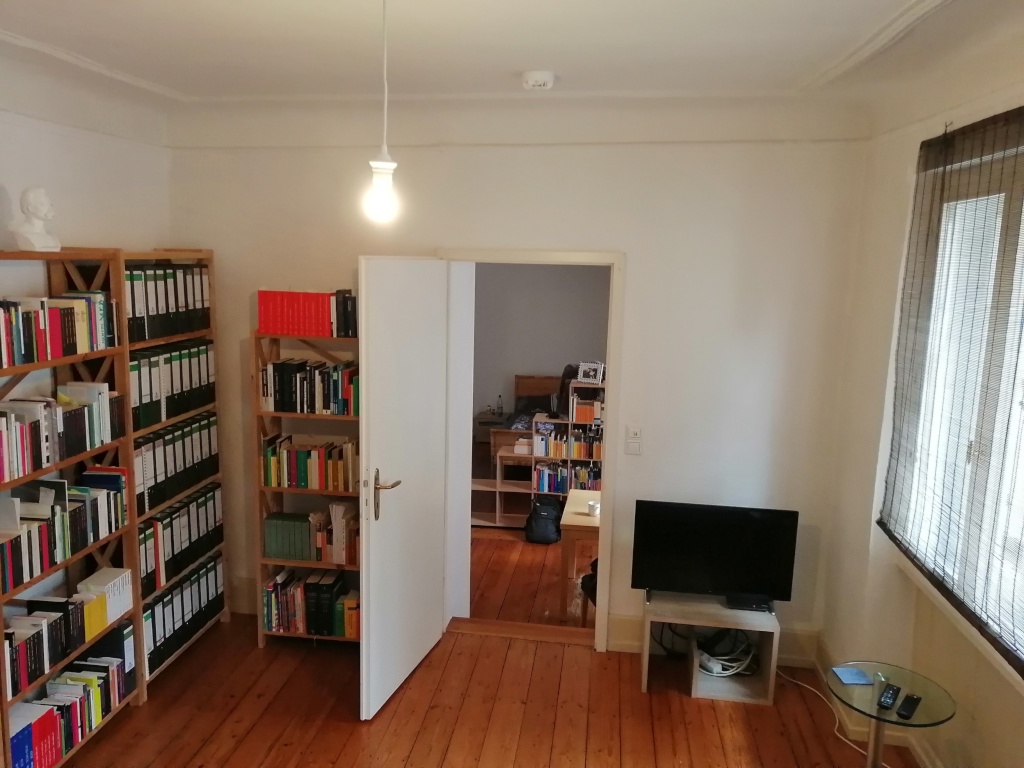 Apartamento Altstadt Hauptstraße 159 - kleines Zimmer, Durchgang zum großen Zimmer