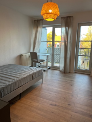 Anzeigenbild: Möblierte Wohnung mit Balkon zur Miete in Worms – Ideal für Studenten