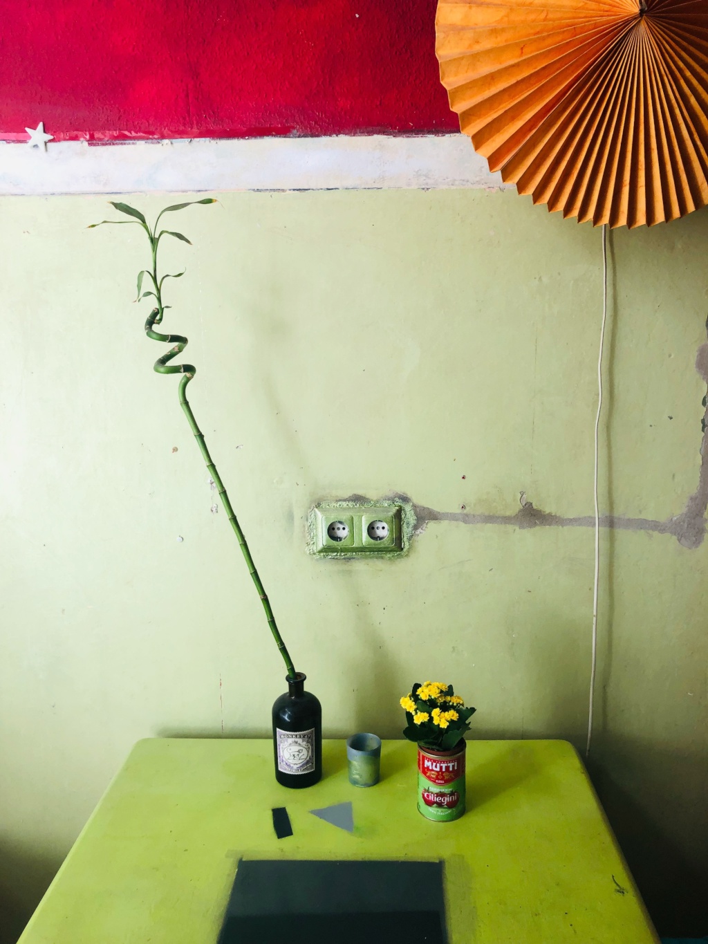 WG-Zimmer Friedrichshain-Kreuzberg Stralauer Kiez - kitchen table