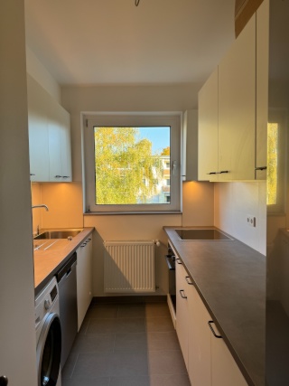 1 möbliertes Zimmer in renovierter 4-Zimmer-WG in Berlin-Spandau