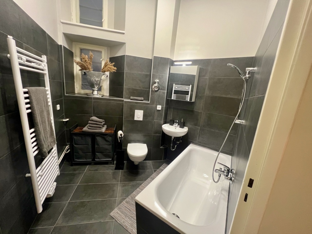 1-Zimmer Boutique-Apartment KuDamm / 1 Room Studio Boutique-Apartment at KuDamm – Joachim-Friedrich-Strasse 57, 10711 Berlin Charlottenburg-Wilmersdorf – Vorschaubild 6