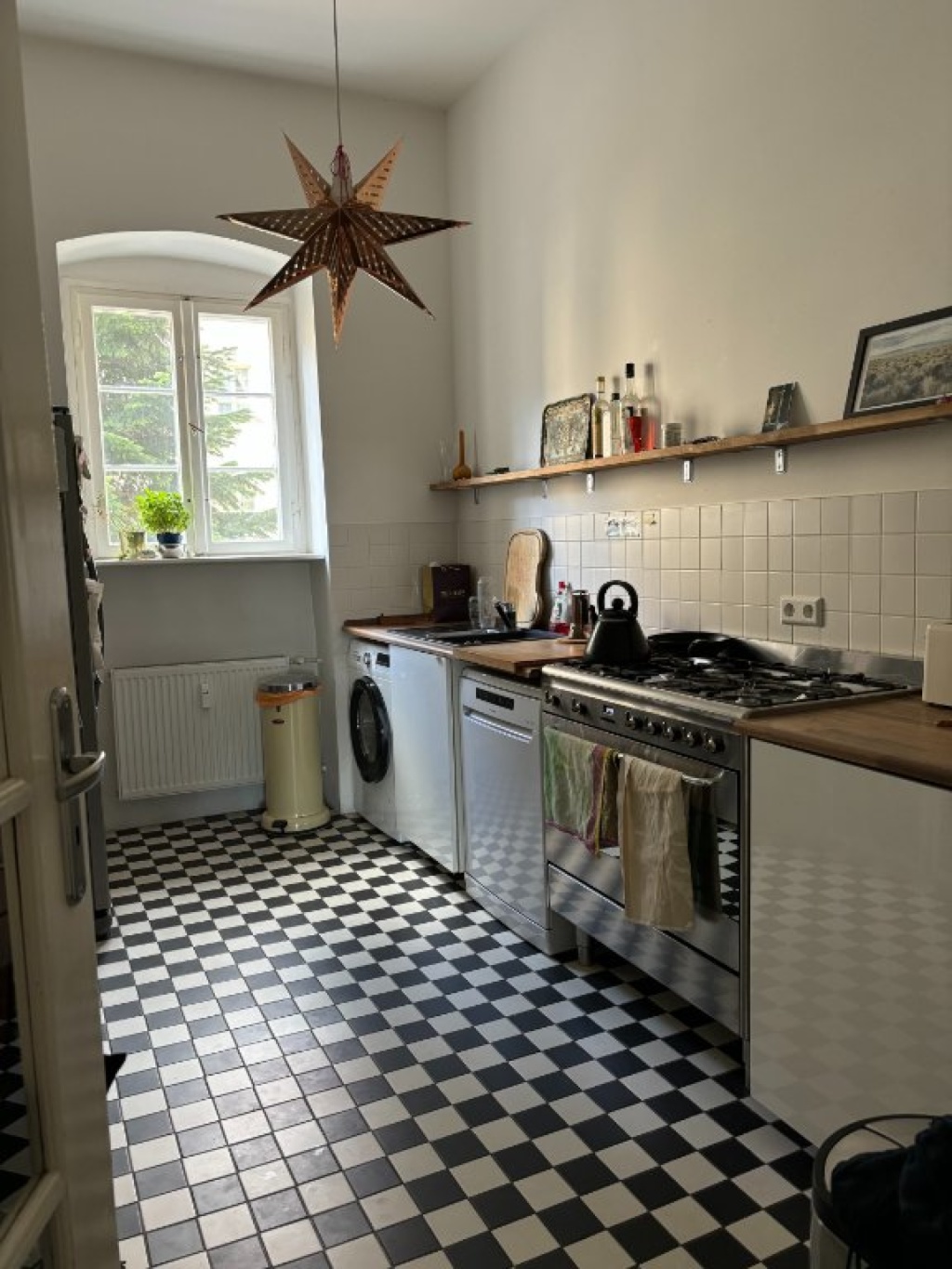 Habitación en WG Charlottenburg-Wilmersdorf Hoffmann-von-Fallersleben-Platz 3 3 - Kitchen