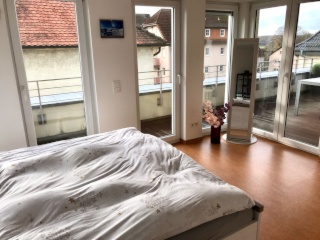 Anzeigenbild: Uninähe, ruhige Lage, DG Apartment 85qm DG 2ZKB. Dachterrasse