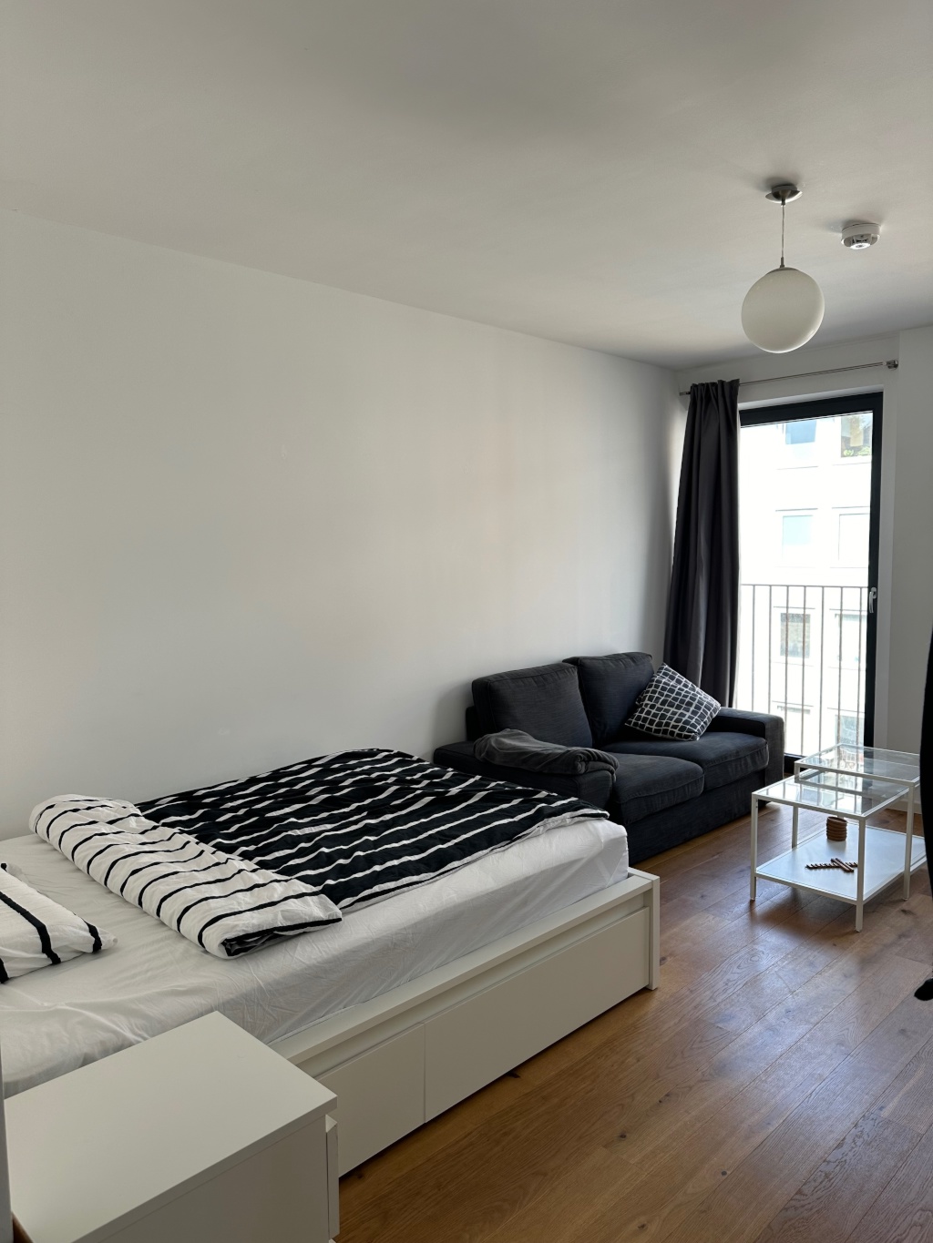 Moderne Wohnung in Stadtmitte – 40210 Düsseldorf Stadtmitte – Vorschaubild 2