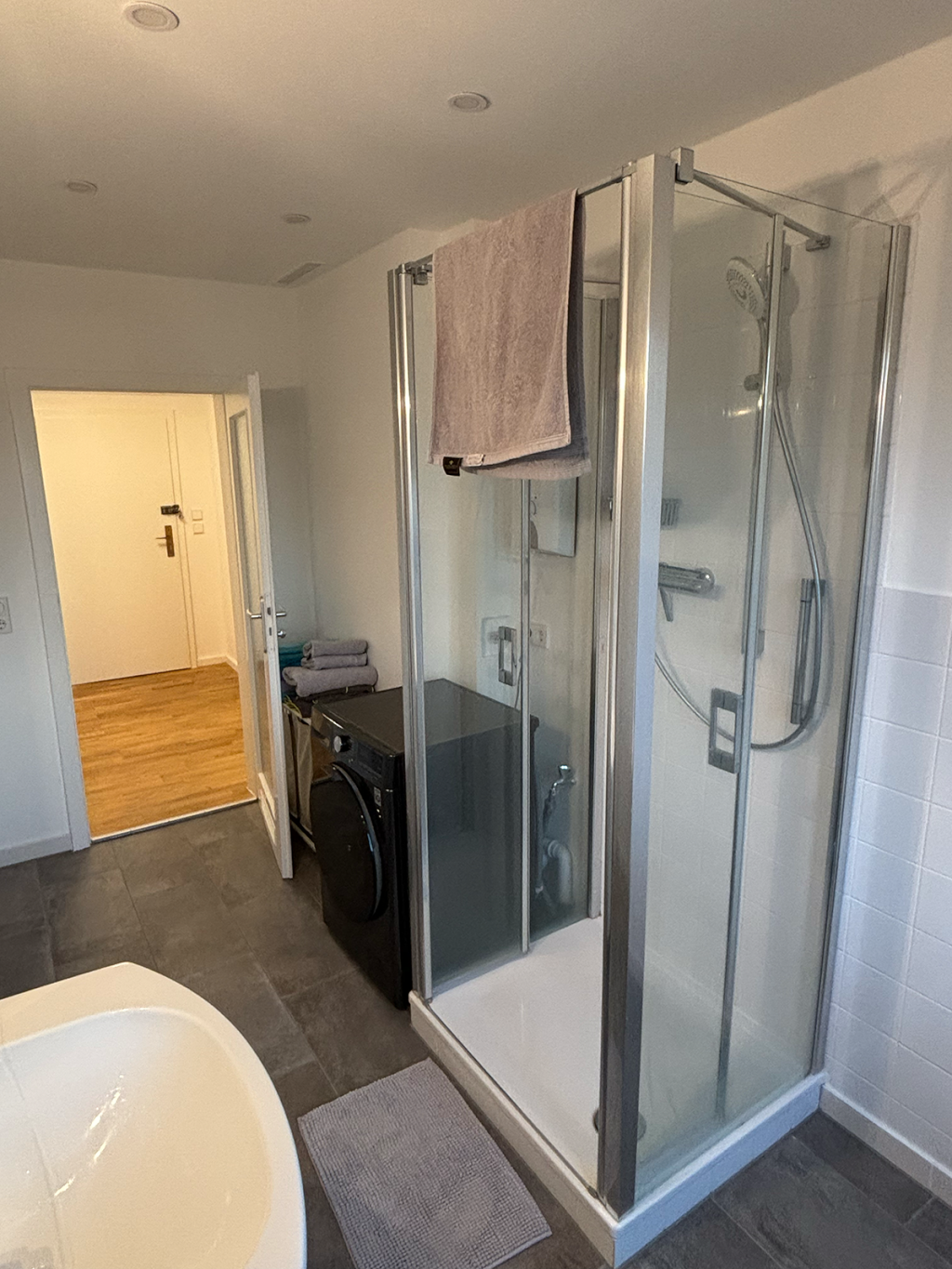 2-Zi. Wohnung in Schwabing, befristet 01.01.27 - 01.03.26 (Zeitraum flexibel) – 80802 München Schwabing-West – Vorschaubild 9