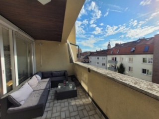 Anzeigenbild: Zimmer in Innenstadt-WG mit Dachterrasse