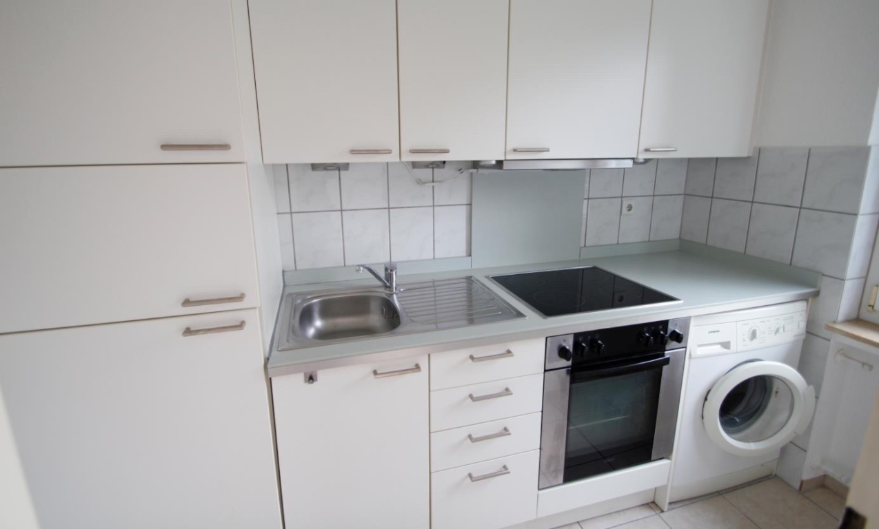 Möblierte 1-Zimmer-Wohnung mit Balkon für Studenten – Königswintererstraße 717, 53227 Bonn Limperich – Vorschaubild 3