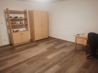 möbliertes Zimmer in Studierendenwohnheim zur Zwischenmiete 26.04. - 15.11.