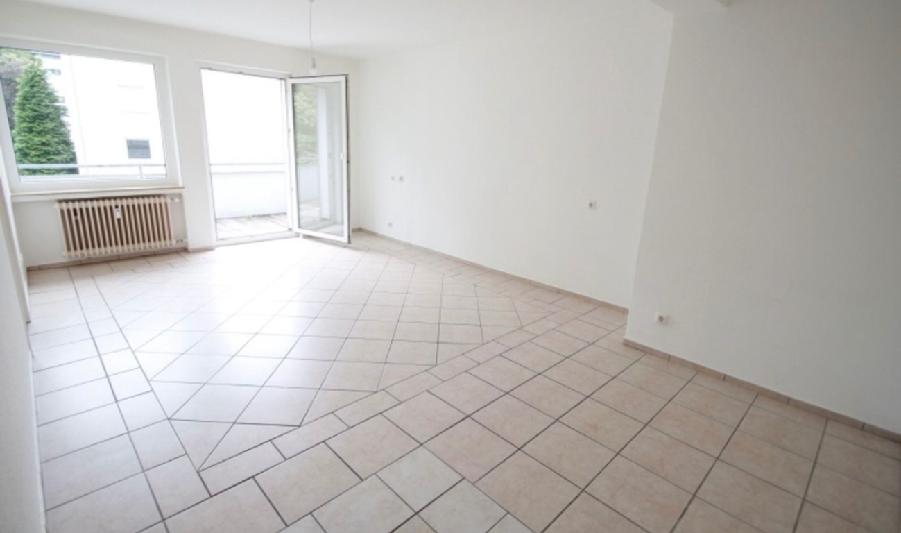 Möblierte 1-Zimmer-Wohnung mit Balkon für Studenten