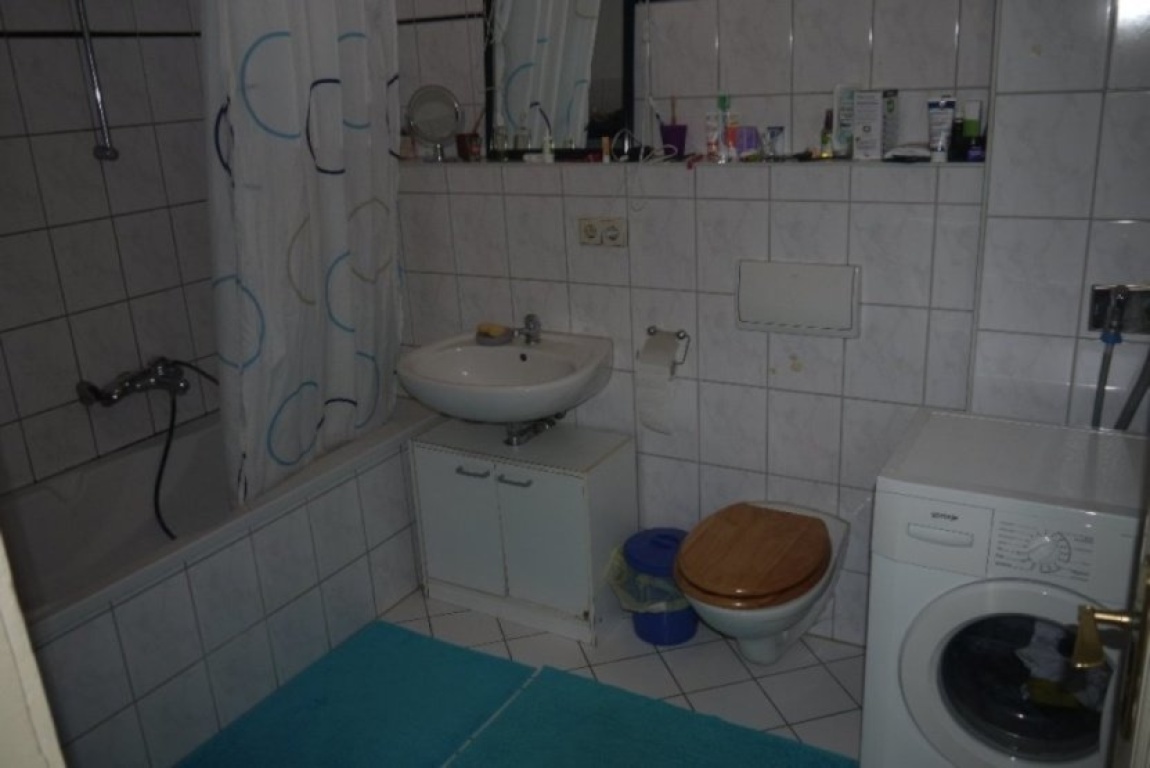 WG-Zimmer Leipzig Naumburger Str. 30 - Bad